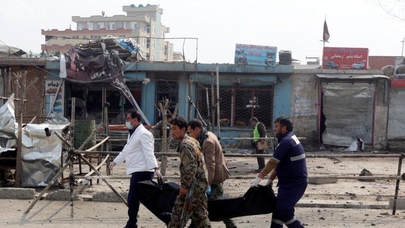 Најмалку 11 загинати во бомбашки напад во Авганистан 