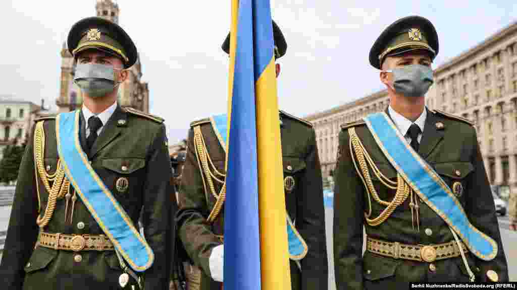Від початку нинішньої війни на Донбасі загинуло понад 3000 українських воїнів