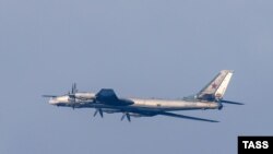 Pamje e aeroplanit Tu-95