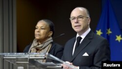 Francuska ministrica pravde Christiane Taubira i ministar unutrašnjih poslova Bernard Cazeneuve 