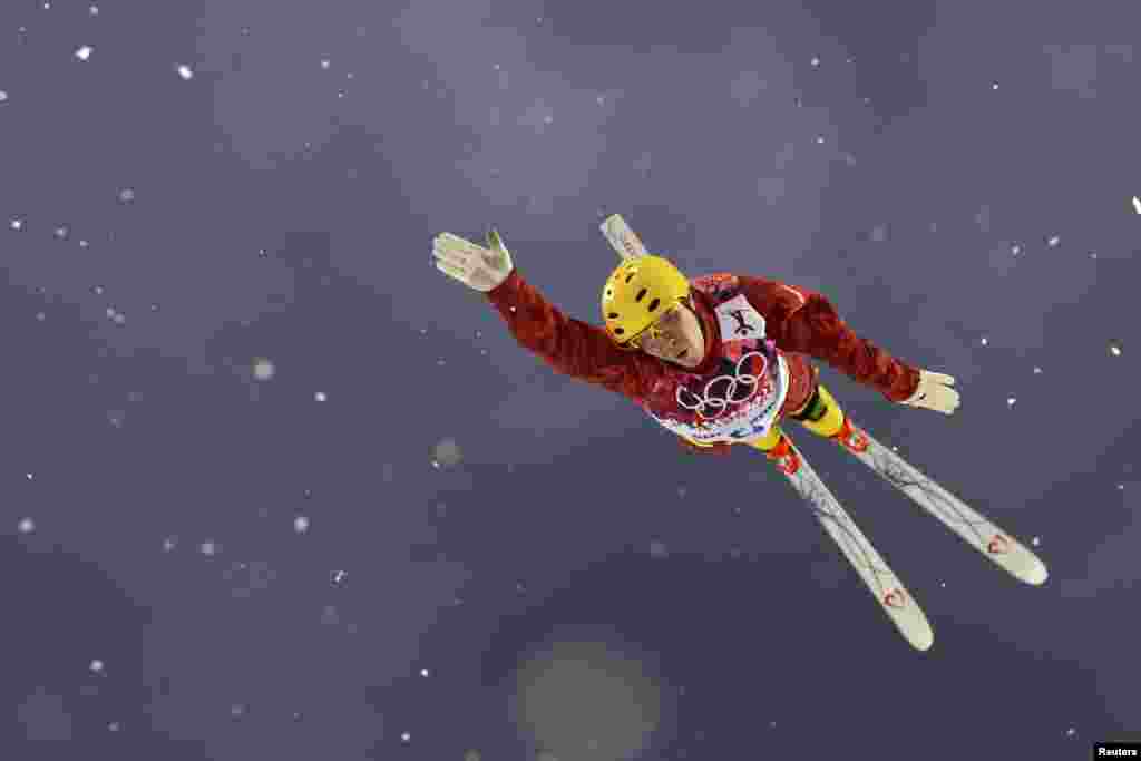 Russia&#39;s Pavel Krotov competes during the men&#39;s freestyle-skiing aerials. (Reuters/Dylan Martinez)