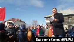 В Хабаровске жители бараков потребовали расселения на митинге