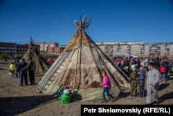 The indigenous peoples of Russia's Far North are facing a host of challenges that threaten their way of life. (file photo)