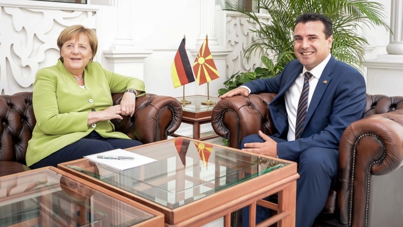 Заев: Меркел задоволна од испорачаното следи позитивна согласност од Бундестагот 