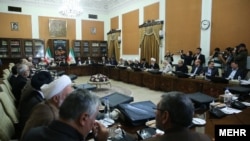 یکی از جلسات «مجمع تشخیص مصلحت نظام» - عکس از بایگانی
