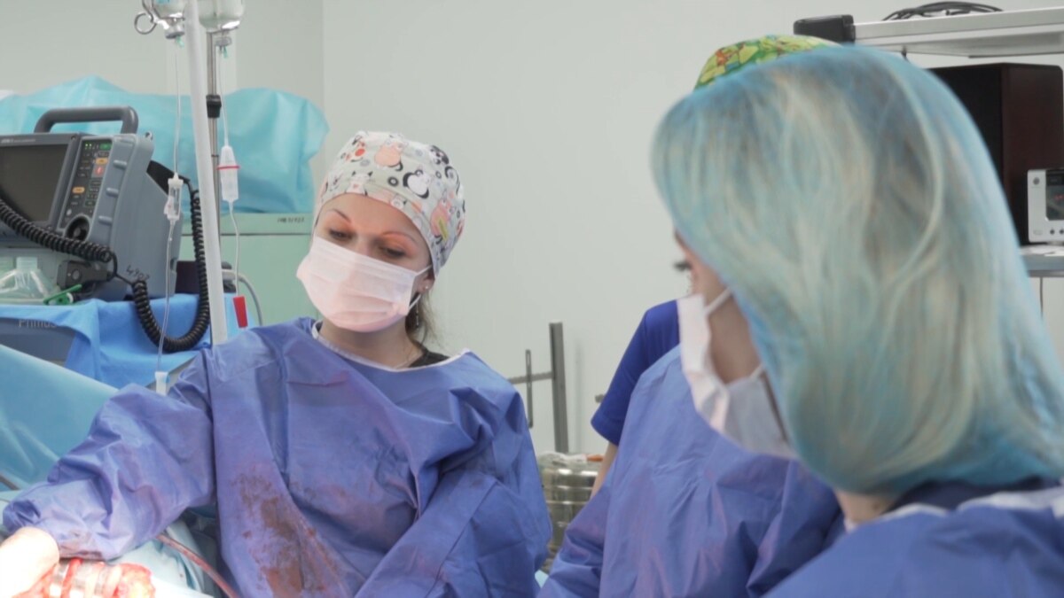 Surgeons Stop Transplants In Ukraine Over New Law