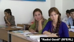 Nije poznato koliko je tačno studenata regrutovala obaveštajna služba u Turkmenistanu.