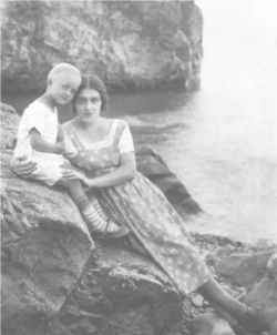 Мария Кашинцева с сыном