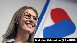 Ksenia Sobciak, prezentatoare TV, jurnalistă și fostă candidată la președinție din Rusia, la deschiderea sediului noului partid de opoziție „Partidul Schimbărilor" la Moscova, 25 septembrie 2018