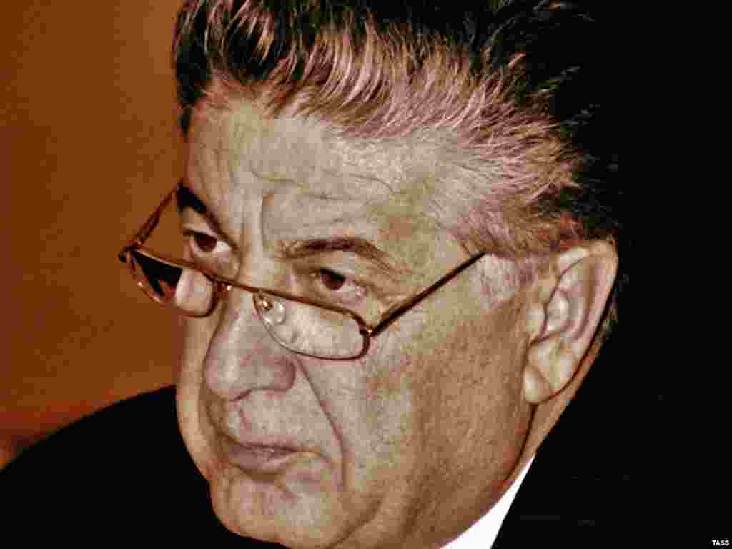 Speaker of parliament Karen Demirchian was also among the victims.