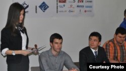 саем за вработување и пракса - Контакт организиран од студентите на Факултетот за електротехника и информациски технологии во Скопје.