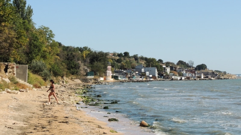 Власти Керчи опубликовали список опасных для купания пляжей