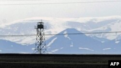 Turkey -- A Turkish army watch tower at Dogu Kapi border gate with Armenia, in Akyaka, province of Kars, 15Apr2009