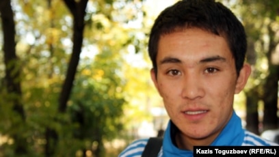 Жалаңаш қыздар