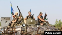Українські бійці, учасники Антитерористичної операції на Донбасі, літо 2014 року