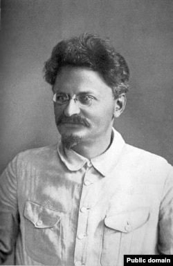 Lev Trotsky