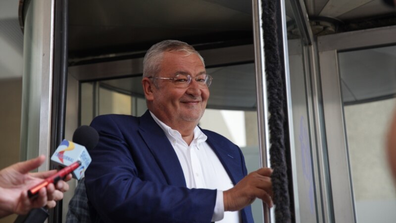 Mircea Costea și Sebastian Vlădescu, eliberați din închisoare de ÎCCJ, prin prescripție. Darius Vâlcov, un an de închisoare mai puțin