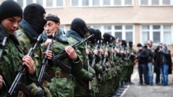 Члены незаконно созданного вооруженного формирования «Самооборона Крыма», 10 марта 2014 года