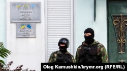 Обыск здания Меджлиса крымскотатарского народа