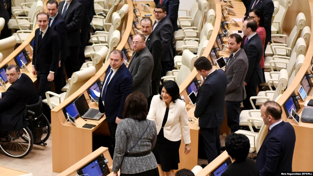 Image result for Оппозиция бойкотирует выступление президента Грузии в парламенте