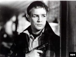 Marlon Brando erkən filmlərindən birində