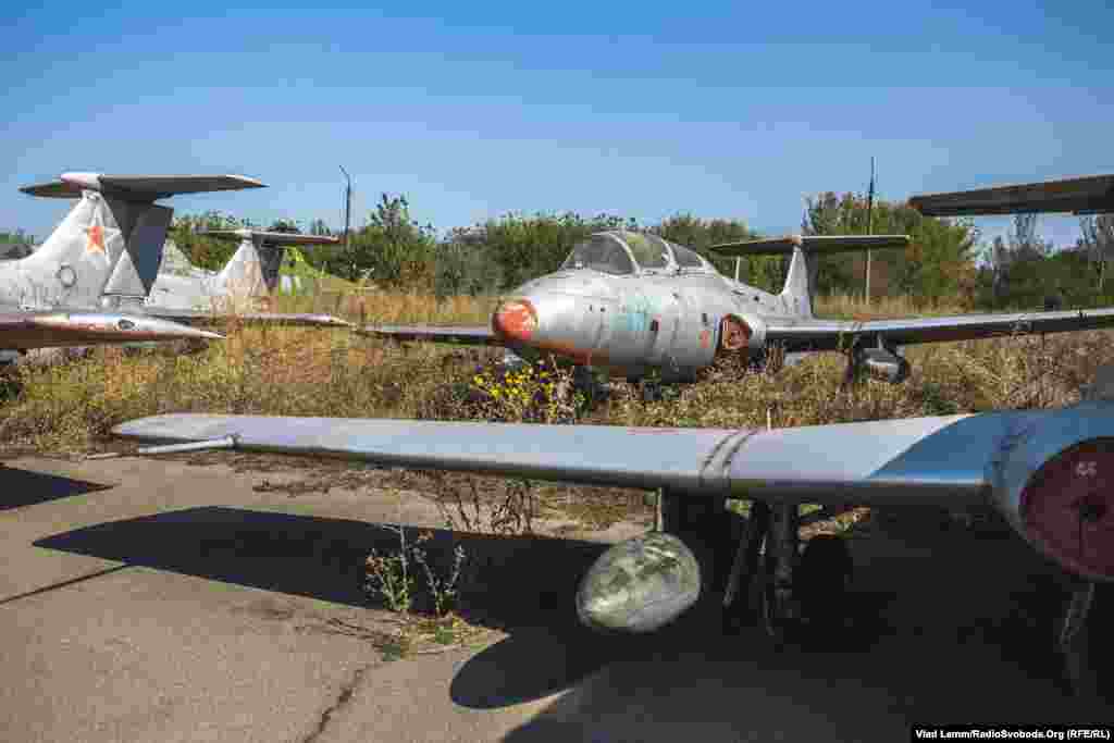 Чехословацкий реактивный учебный самолет Л-29 &laquo;Дельфин&raquo;