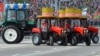 Трактары МТЗ на парадзе 3 ліпеня 2017 году, ілюстрацыйнае фота