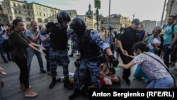 Під час опозиційної акції в Москві 27 липня 2019 року