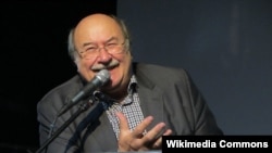 Çili yazıçısı Antonio Skarmeta.