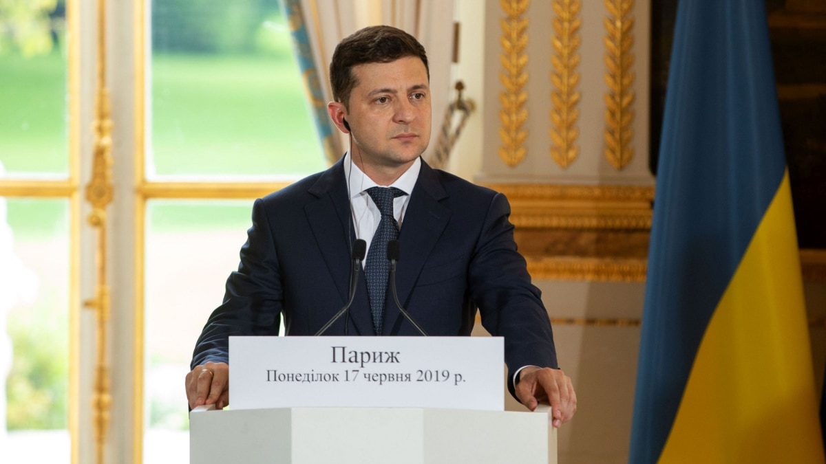 Президент Зеленский удостоил троих ликвидаторов Чернобыльской ...
