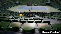 A Davis Cup selejtezője Japánban, a koronavírus miatt üres lelátóval. 2020. március 20. (Illusztráció)