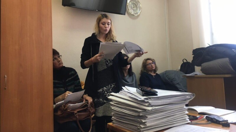 Суд восстановил в должности учительницу, уволенную из-за отказа родителей изучать татарский язык