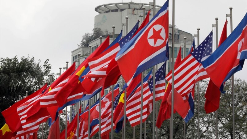 США и Северная Корея снова проводят переговоры о ядерном разоружении