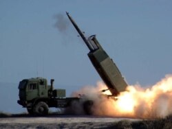 Американська легка реактивна система залпового вогню (HIMARS)