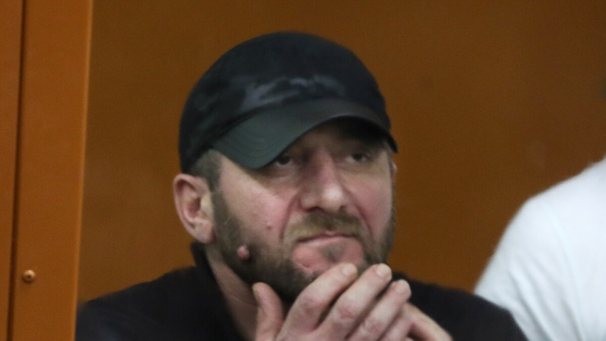 ნემცოვის მკვლელობის საქმეზე მსჯავრდადებული პირი ჩეჩნეთში, სახლთან ახლოს გადაიყვანეს