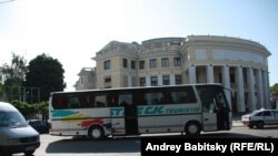 Автобус для желающих ехать в Кишинёв на выборы, Тирасполь, 25 мая 2014