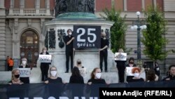 Žene u crnom: Pamtimo genocid u Srebrenici