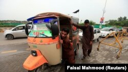 A rickshaw in Pakistan (file photo)