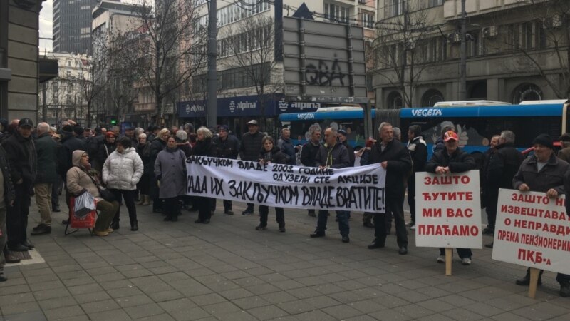 Beograd: Protest bivših radnika PKB-a ispred Predsedništva