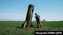 За даними ДСНС, потенційно небезпечними через замінування є третина від загальної площі України