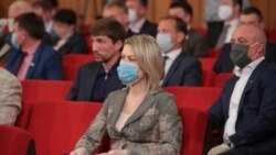 Депутаты на заседании подконтрольного России крымского парламента, 27 мая 2020 года