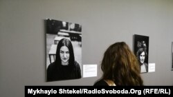 Портрет Марім Хуршудян на виставці «Femme In East» (Одеса). Фотограф: Юлія Кочетова-Набожняк