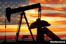 SUA este cel mai mare producător de petrol la nivel mondial însă tot importă aproximativ 7% din necesar din Rusia.