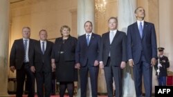 Участники саммита, 13 мая 2016 года