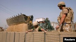 Британские солдаты в Ираке, 2008 год (архивное фото)