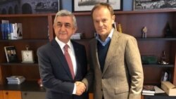 Belgium -- Former European Council President Donald Tusk (R) and former Armenian President Serzh Sarkisian meet in Brussels, March 5, 2020.