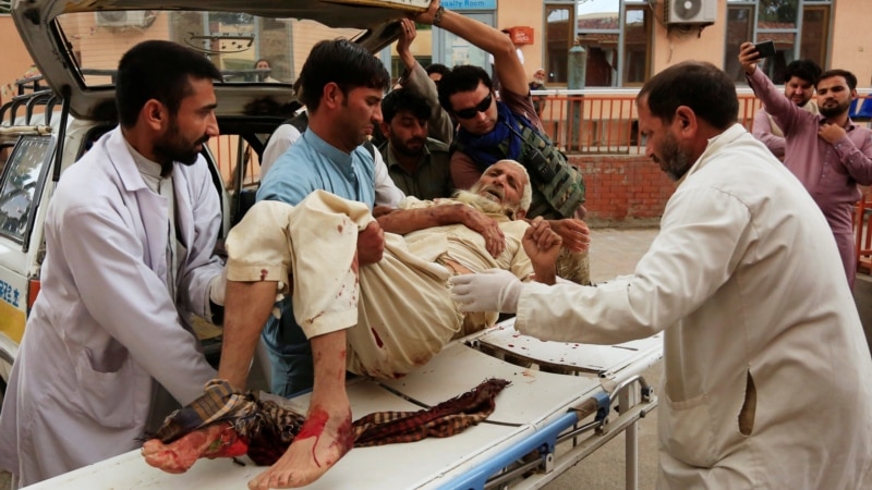 Експлозии во џамија во Авганистан, десетици жртви