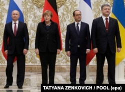 Порошенко, Олланд, Меркель та Путін у Мінську в 2015 році