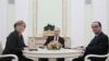 Путин, Олланд и Меркель на встрече в Кремле 6 февраля 2015 года 