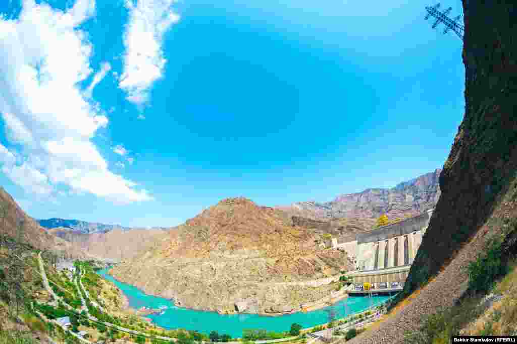 Курпсайская ГЭС. Джалал-Абадская область.